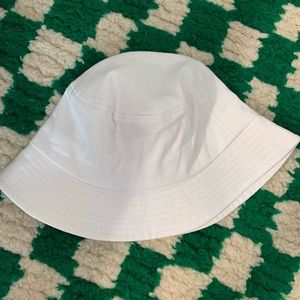 White bucket hat